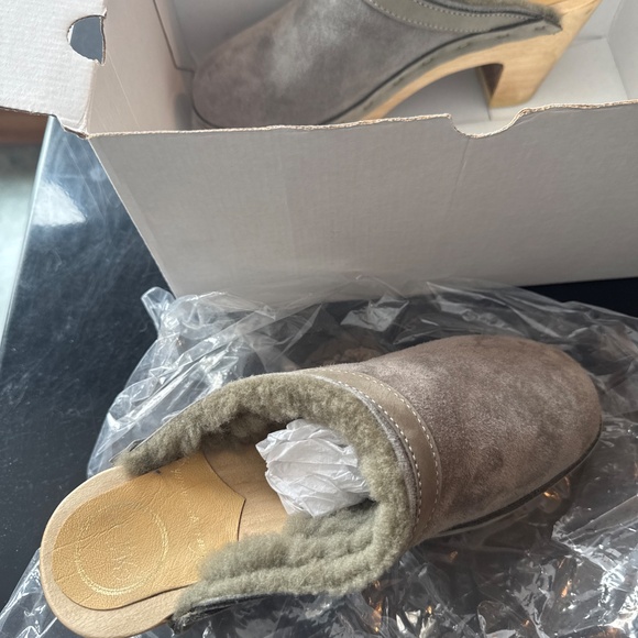 NO.6 shearling clogs NWT - Picture 4 of 6